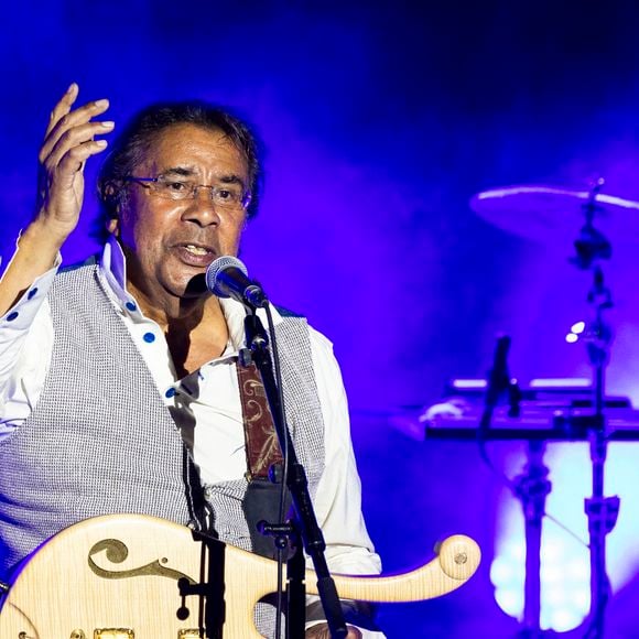 Laurent Voulzy en concert sur la scène du théâtre de Verdure lors du 41ème Festival de Ramatuelle, le 9 août 2025. 
© Cyril Bruneau / Bestimage