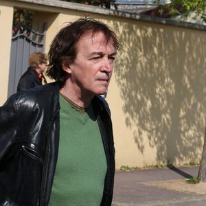 Les discours se sont enchaînés durant cet ultime hommage.
Cali - Sorties des obsèques de Bruno Salomone en l'église Sainte-Anne de Polangis de Joinville-le-Pont (Val-de-Marne) le 23 mars 2026. © Cyril Moreau - Dominique Jacovides / Bestimage