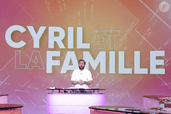 Exclusif - Cyril Hanouna, sur le plateau de "Tout Beau, Tout N9uf - TBT9" présenté par C.Hanouna, et diffusé en direct sur W9, Paris, France, le 21 janvier 2026. © Jack Tribeca / Bestimage