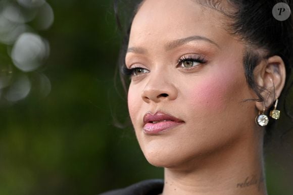 Le 13 juillet 2025, Rihanna a assisté à la première à Los Angeles du film “Les Schtroumpfs” produit par Paramount Pictures, aux studios Paramount à Los Angeles, Californie (réf. : 250713A1). GOFF INF / BESTIMAGE