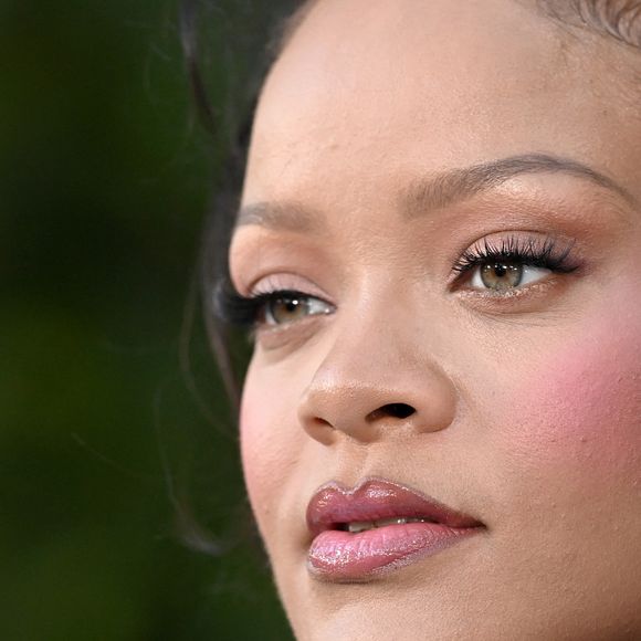 Le 13 juillet 2025, Rihanna a assisté à la première à Los Angeles du film “Les Schtroumpfs” produit par Paramount Pictures, aux studios Paramount à Los Angeles, Californie (réf. : 250713A1). GOFF INF / BESTIMAGE