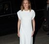 Elle est arrivée telle une déesse dans une robe immaculée, fluide et légère.
Des célébrités et des icônes de la mode ont fait une arrivée glamour au défilé Dior "Croisière 2026", faisant tourner les têtes avec des styles audacieux et une élégance couture.
©Backgrid UK/ Bestimage