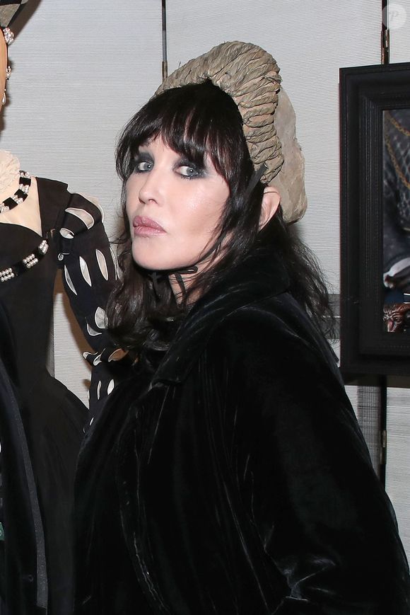 Le verdict final est désormais connu : Isabelle Adjani écope de...

Isabelle Adjani - Vernissage de l'exposition Isabelle Adjani "Les reines de cœur en majesté", Galerie Pierre Passebon à Paris, France, le 3 Novembre 2022.

© Bertrand Rindoff / Bestimage