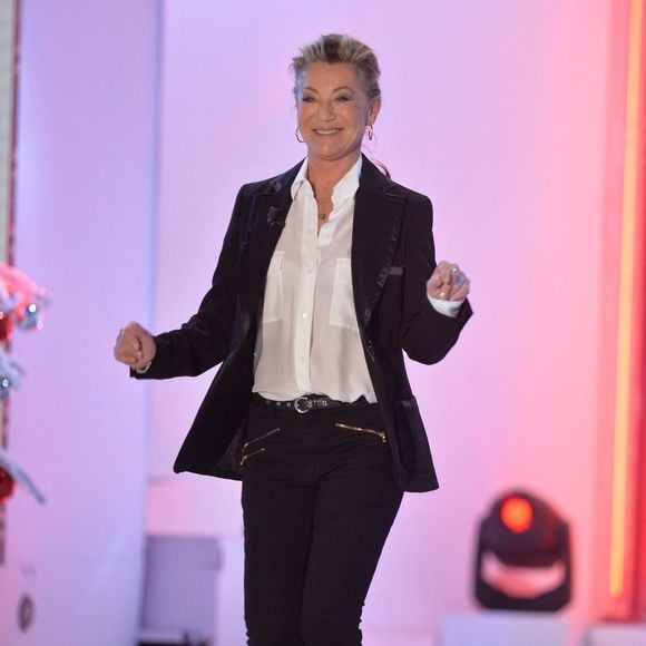 Sheila lors de l'enregistrement de l'émission Vivement Dimanche, Paris, France, le 12 décembre 2013. Photo Max Colin/ABACAPRESS.COM