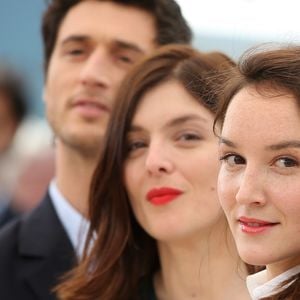 Jérémie Elkaïm a rencontré Anaïs Demoustier en 2015 sur le tournage de "Marguerite et Julien" de Valérie Donzelli.
Jérémie Elkaïm, Anaïs Demoustier et Valérie Donzelli lors du photocall du film "Marguerite & Julien" lors du 68ème festival international du film de Cannes, le 19 mai 2015.
© DOMINIQUE JACOVIDES / BESTIMAGE