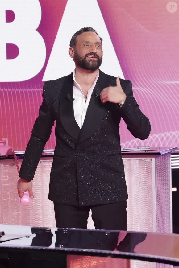 Exclusif - Cyril Hanouna, sur le plateau de l’émission « TPMP » La dernière sur C8,  présentée par C.Hanouna et diffusée en direct sur C8, Paris, France, le 27 fevrier 2025. © Jack Tribeca / Bestimage
