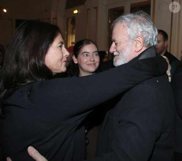 ExCristiana Reali et Francis Huster avec, au milieu, leur fille Elisa à Paris, France, le 17 Janvier 2026.

Photo par Bertrand Rindoff / Bestimage