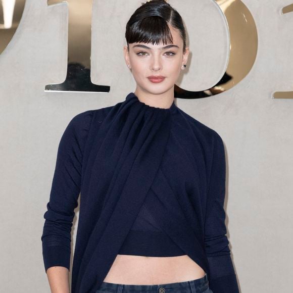 Deva Cassel au photocall au défilé Christian Dior Collection Femme Prêt-à-Porter Printemps/Eté 2026 lors de la Fashion Week de Paris (PFW), dans le Jardin des Tuileries, à Paris, France, le 1er octobre 2025. © Olivier Borde/Bestimage