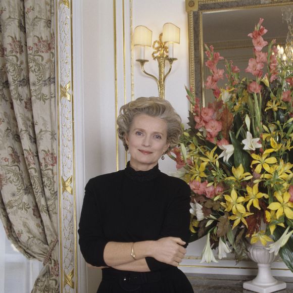 Depuis 36 ans, Marie-Christine Barrault habite un appartement haussmannien avec une vue imprenable sur le jardin des Tuileries. 

Archives - En France, à Paris, rendez-vous avec Marie-Christine BARRAULT à l'Hotel Plaza.
© Bruno Schneider via Bestimage