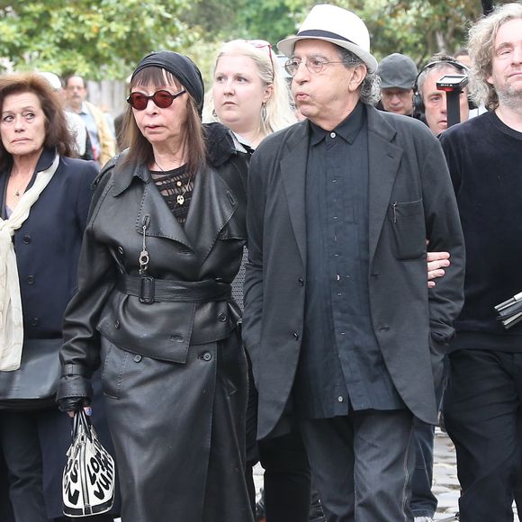 La chanson française perd aujourd’hui l’un de ses créateurs les plus libres et singuliers.

Brigitte Fontaine et Areski Belkacem - Obseques de Georges Moustaki au Pere Lachaise a Paris. Le 27 mai 2013. Photo par AGENCE / BESTIMAGE