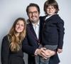 Un projet qui lui tenait à coeur mais qu'elle a eu du mal à sortir. "J'ai longtemps hésité avant d’ajouter mon prénom à côté de celui de Jean François, encore plus pour parler de Cuisine", admet-elle en légende de sa publication.

Exclusif - Jean-François Piège, sa femme Elodie et leur fils Antoine - Backstage - Enregistrement de l'émission "La Chanson secrète 11" à Paris, diffusée le 24 juin sur TF1.

© Jacovides-Moreau / Bestimage
