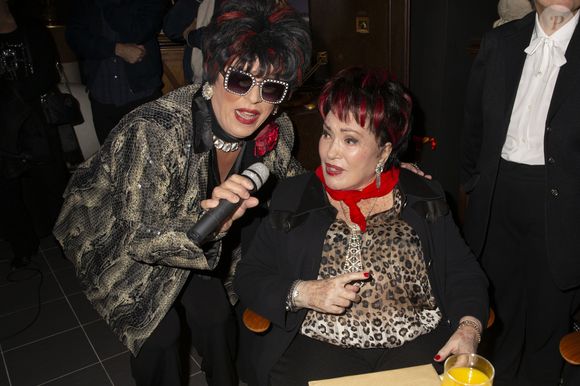 Rika Zaraï à la soirée organisée en l'honneur de Rika Zaraï pour la sortie de son CD "Anthologie" au Phono Museum à Paris, le 21 octobre 2019. 

Photo : Jack Tribeca / Bestimage