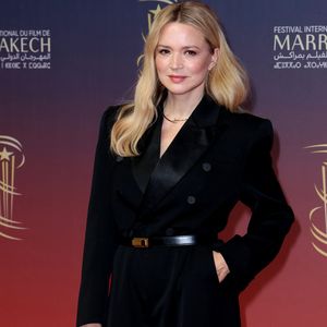 Membre du jury du 21ème Festival du film de Marrakech au Maroc, elle a porté une magnifique combinaison noire en velours lundi 2 décembre. 
Virginie Efira - Tapis rouge du 21ème Festival du film de Marrakech au Maroc le 2 Décembre 2024. © Dominique Jacovides/Bestimage