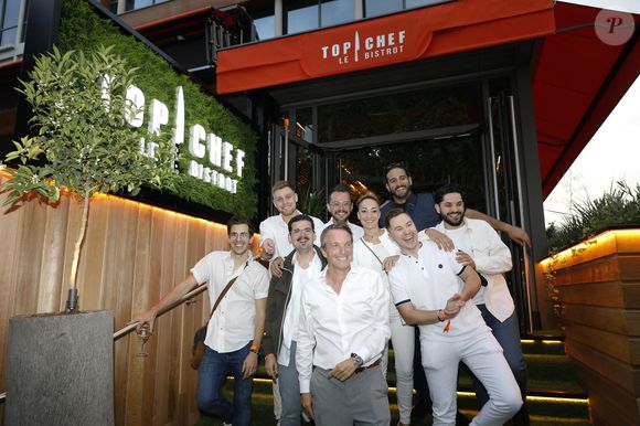 Exclusif - Stéphane Rotenberg et ses chefs Victor Mercier, Coline Faulquier, Camille Delcroix, Arnaud Delvenne, Mohamed Cheikh, Pascal Barandoni, Merouan Bounekraf, Baptiste Renouard - Ouverture du premier restaurant "Top Chef" Le Bistrot à Suresnes le 7 juillet 2022. © Marc Ausset-Lacroix/Bestimage