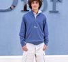 L'univers de la mode ne lui était pas totalement inconnu puisqu'il a assisté avec sa mère et sa sœur Vida à plusieurs autres défilés.

Levi Alves McConaughey lors du défilé Dior Homme printemps-été 2026, organisé dans le cadre de la Fashion Week de Paris, à l'Hôtel national des Invalides, le 27 juin 2025. © RINDOFF-BORDE / BESTIMAGE