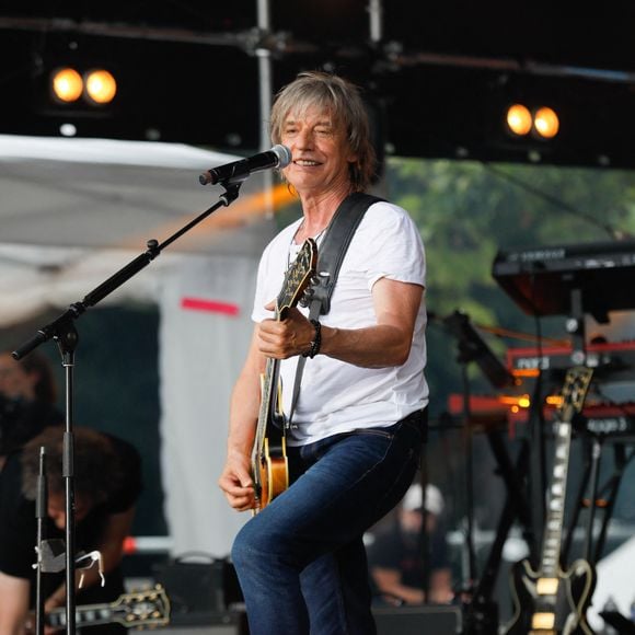 Concert de Jean-Louis Aubert pour l'inauguration de la Maison de la Radio et de la Musique en extérieur à Paris le 16 juin 2021. © Christophe Clovis / Bestimage