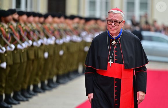 Cardinal Jean-Claude Hollerich, archevêque du Luxembourg aux arrivées du dîner de gala des célébrations du changement de trône au Palais grand-ducal du Luxembourg, le 3 octobre 2025. © Christian Liewig/Bestimage