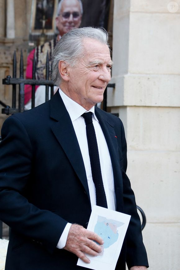 William Leymergie - Sorties des obsèques de Philippe Labro en l'église de Saint-Germain-des-Prés à Paris le 13 juin 2025. © Dominique Jacovides - Christophe Clovis / Bestimage