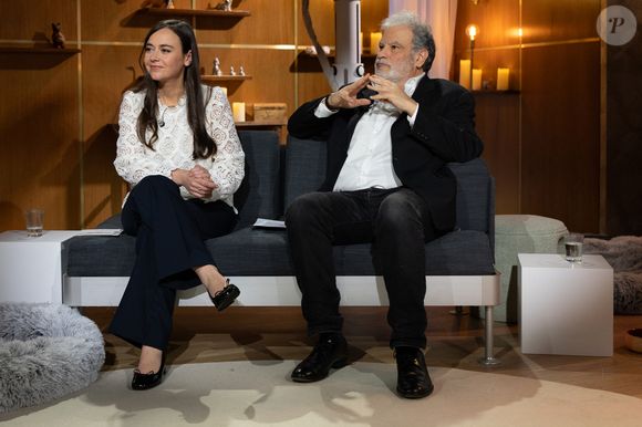 Graziella Dolce, Raphaël Mezrahi sur plateau de l'émission "Animalement Vôtre" présentée par Bernard Montiel et diffusée le 15 février 2026 sur France 3, à Paris, France, le 13 janvier 2026. © Julien Sarkissian/Bestimage