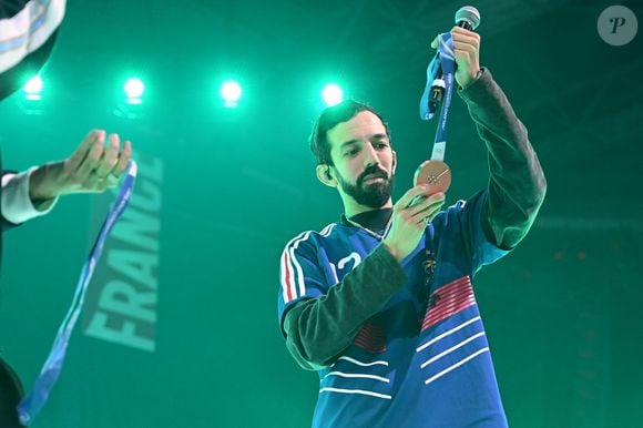 Bigflo (Florian Ordonez) en concert à la halle olympique d'Albertville pour célébrer la passation du drapeau olympique à la France pour les Jeux olympiques d'hiver de 2030 en France, le 23 février 2026. © Romain Doucelin/Bestimage