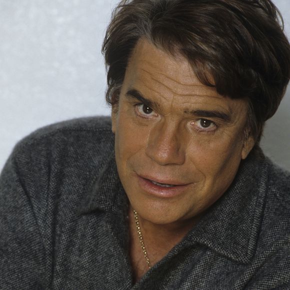 Bernard Tapie en studio le 3 décembre 2001 (Archives). Michel MARIZY via Bestimage