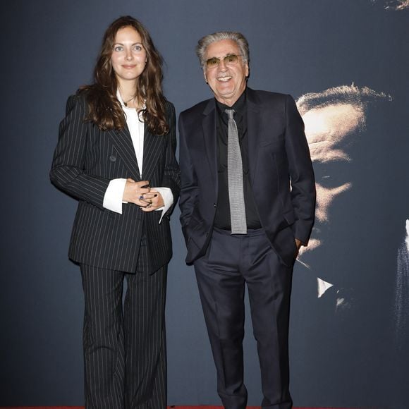 Daniel Auteuil et sa fille Nelly lors de l'avant-première du film "Le fil" au cinéma Arlequin à Paris le 9 septembre 2024.

© Marc Ausset-Lacroix / Bestimage