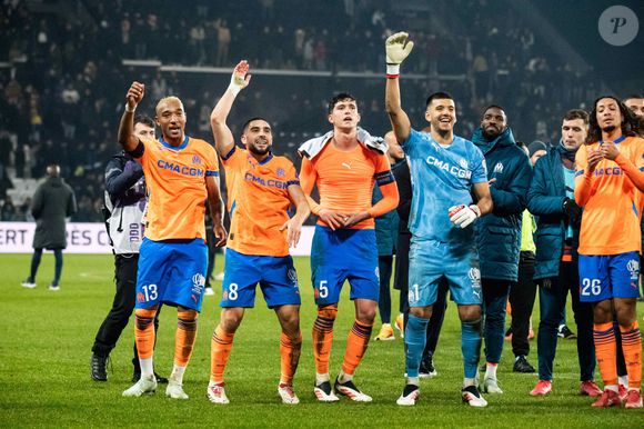 Joie des joueurs de l’OM aprés la victoire - L'Olympique de Marseille remporte la victoire face au SCO Angers (2 - 0) en match de Ligue 1 McDonald's, le 9 février 2025. 
© Baptiste Autissier / PsnewZ / Bestimage