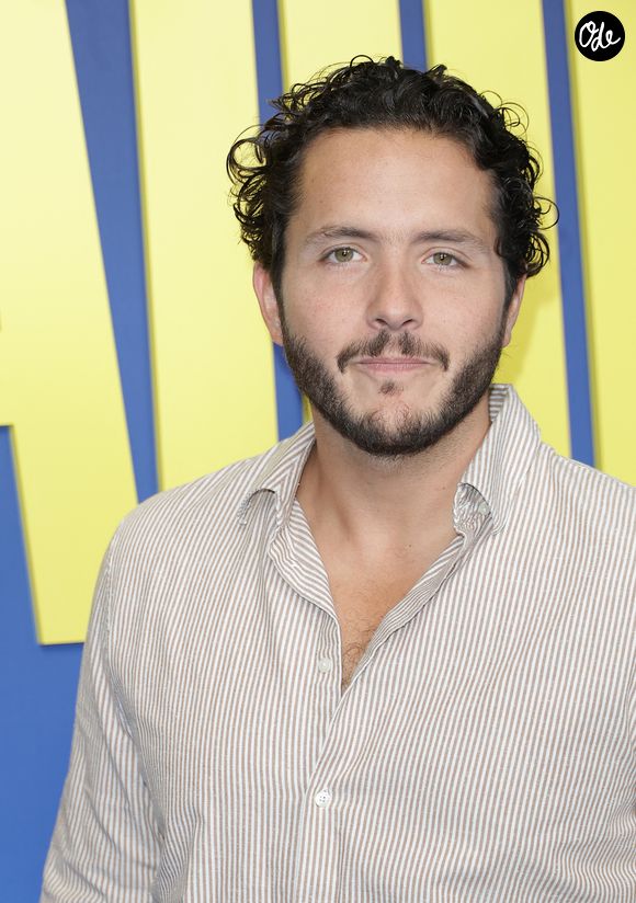 Alexandre Kominek lors de la première du film "Une famille de bâtards" au cinéma Pathé Palace à Paris le 7 juin 2026. © Coadic Guirec / Bestimage