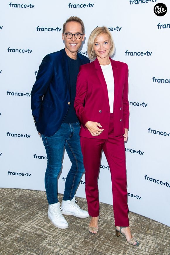 Damien Thévenot, Maya Lauqué lors du photocall dans le cadre de la conférence de presse de France Télévisions au Pavillon Gabriel à Paris, France, le 24 août 2021. © Pierre Perusseau/Bestimage