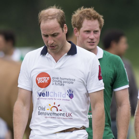 Lee Samsum, leur ancien garde du corps est mort
Le prince William et le prince Harry - Catherine Kate Middleton, la duchesse de Cambridge et son fils George encouragent le prince William et le prince Harry lors du match d'un polo à Windsor, le 15 juin 2014. AGENCE / BESTIMAGE