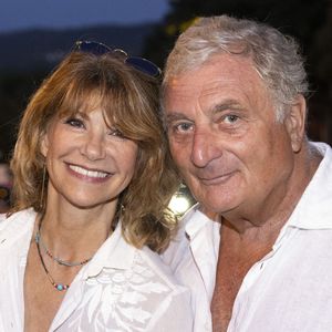 "Mais à l’époque, je n’y trouvais pas mon compte et je suis devenue brocanteuse."

Exclusif - Florence Pernel et son mari, Patrick Rotman - Personnalités à la représentation de la pièce de théâtre "Vidéo Club" au Théâtre de Verdure lors du 40ème Festival de Ramatuelle. Le 5 août 2024
© Cyril Bruneau / Festival de Ramatuelle / Bestimage