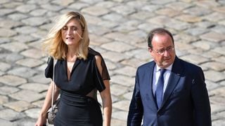 Julie Gayet avec son époux François Hollande de bon matin : le couple s'offre une sortie en amoureux à Paris dans un lieu inattendu