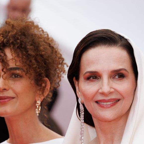 Le jury : Leïla Slimani, Juliette Binoche - Montée des marches du film « Partir un jour » pour la cérémonie d’ouverture du 78ème Festival International du Film de Cannes, au Palais des Festivals à Cannes. Le 13 mai 2025
© Jacovides-Moreau / Bestimage