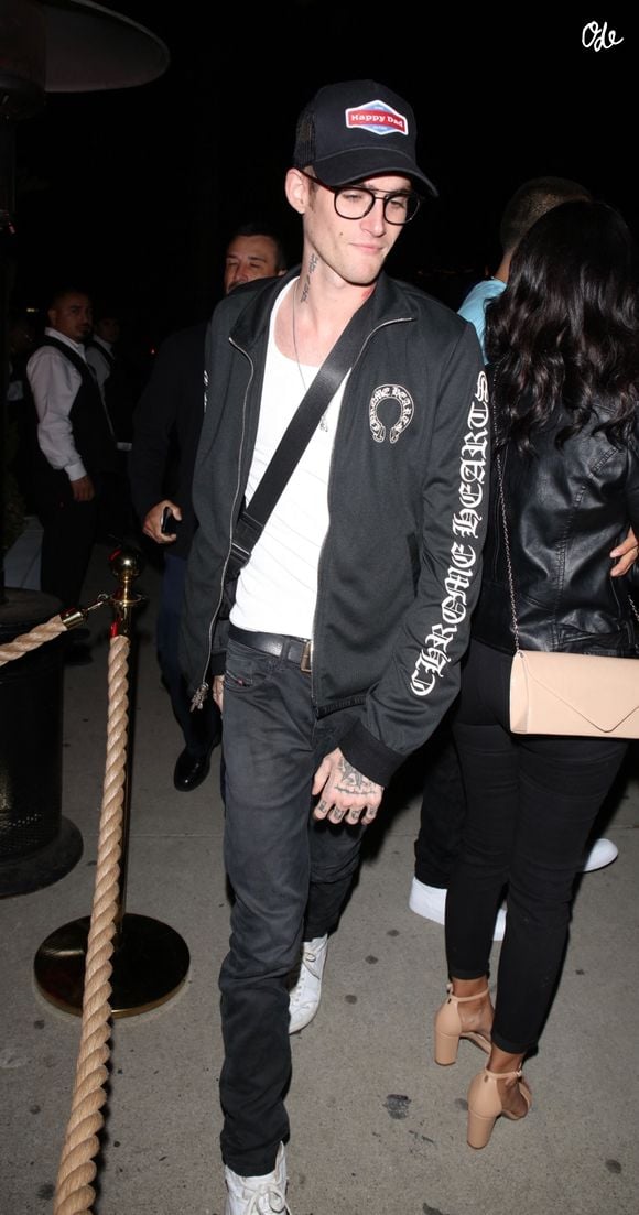 Presley Gerber adopte une tenue décontractée pour célébrer son anniversaire autour d’un dîner au restaurant Catch Steak, à West Hollywood