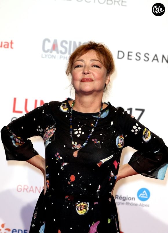 Catherine Frot - Tapis rouge de la cérémonie d'ouverture du Festival Lumière  2017 au cours de laquelle Eddy Mitchell a reçu un hommage à Lyon, le 14 Octobre 2017
© Dominique Jacovides/Bestimage