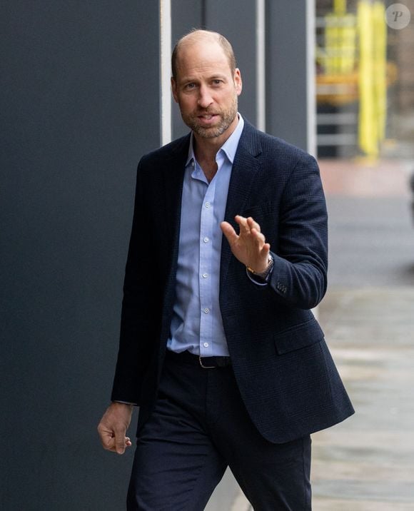 Le 9 décembre 2025, Londres, Angleterre, Royaume-Uni : Le prince de Galles WILLIAM arrive aux bureaux Centrepoint dans l'est de Londres pour marquer son 20ème anniversaire en tant que patron. © Tayfun Salci/ZUMA Press Wire