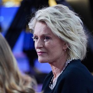 Sophie Davant lors de la deuxième soirée de la 39ème édition du Téléthon sur France 2 aux Studios du Lendit à Saint-Denis, France, le 6 décembre 2025. Les trente heures du Téléthon 2025 s'achèvent sur un compteur de 83,5 millions d'euros. © Anne-Sophie Guebey/Bestimage