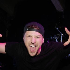 La naissance de la petite Hayden a comblé de bonheur le célèbre DJ français.

Exclusivité - Quentin Mosimann se produit lors de la soirée organisée pour le 20e anniversaire du club « La Plage », qui s'est tenue au La Plage Club à Bordeaux, en France, le 14 mars 2015. Photo de Jérôme Domine/ABACAPRESS.COM