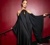 Depuis son sacre, Hinaupoko Devèze a vécu une année particulièrement riche. 

Hinaupoko Devèze, Miss France 2026 au défilé Stéphane Rolland "Collection Haute Couture Automne/Hiver 2026-2027" lors de la Fashion Week de Paris, le 7 juillet 2026
© Pierre Perusseau / Bestimage