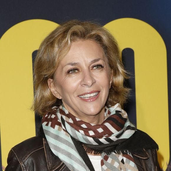 "Il avait des tumeurs, mais voilà à la campagne, il vivait bien c'est comme tous les labradors il a tout le temps joué jusqu'au bout"

Corinne Touzet à l'Avant-première du film "En Corps" de C. Klapisch à l'UGC Normandie à Paris le 16 mars 2022. © Marc Ausset-Lacroix/Bestimage