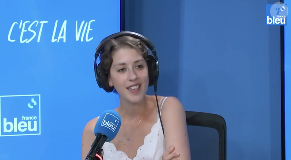 Clémentine Vergnaud dans l'émission "C'est la vie" sur France Bleu en juin 2023.