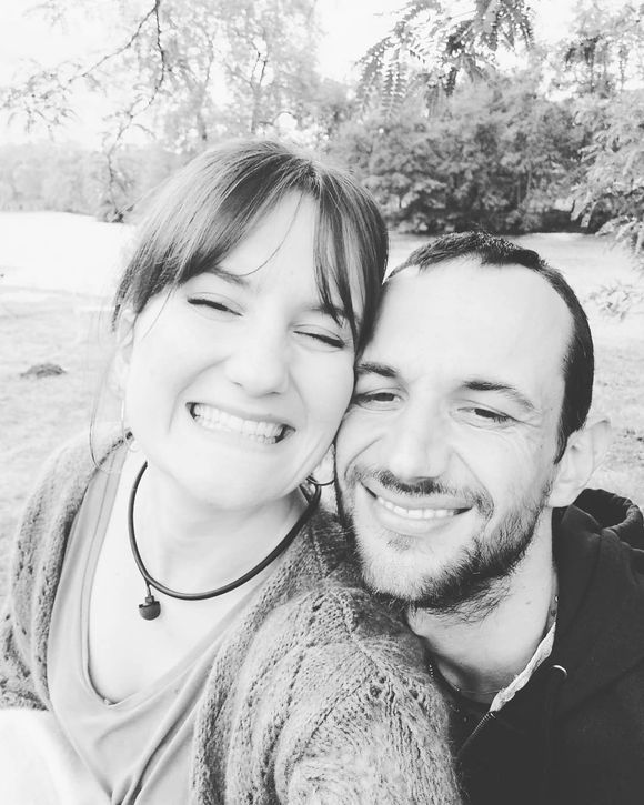 A l'époque, la prétendante était infirmière.

Florian et Lola de "L'amour est dans le pré" amoureux sur Instagram