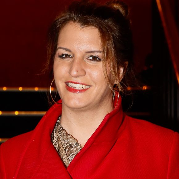 Et en légende du cliché, elle fait une révélation inattendue : 

Exclusif - Marlène Schiappa - People au gala des 10 ans de l'association "Juste Humain" au Paradis Latin à Paris, France, le 04 avril 2023. © Christophe Clovis / Bestimage
