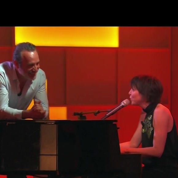 Jean Dujardin surpris par Jeanne Cherhal dans "C à vous", diffusé sur France 5 ce 11 mars 2026

Copyright : Capture d'écran France 5 / C à vous