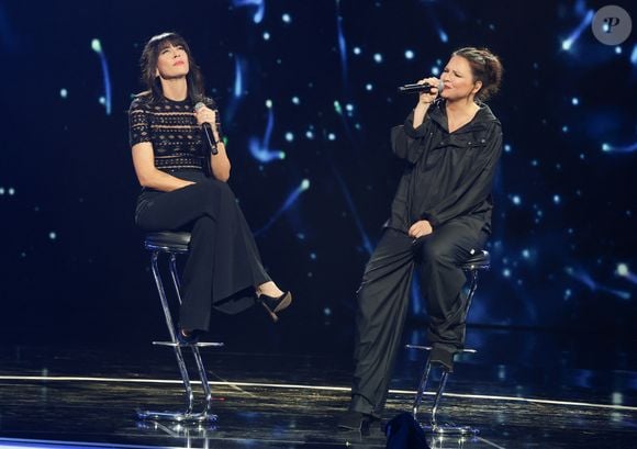 Exclusif - Nolwenn Leroy, Anne Sila lors de l'enregistrement de l'émission "Nos voix pour toutes" au profit de la Fondation des femmes à l’Adidas Arena diffusée sur TMC le 25 novembre 2025, à Paris, France, le 19 novembre 2025. © Guirec-Moreau/Bestimage