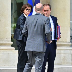 Rachida Dati, Ministre de la Culture, Sébastien Lecornu, Ministre des Armées à la sortie du conseil des ministres au palais de l'Elysée à Paris le 12 juin 2025

© Christian Liewig / Bestimage