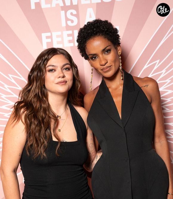 Louane s’est illustrée lors d’un dîner organisé à Paris par Charlotte Tilbury le 15 septembre 2026.

Louane Emera, Narah Baptista au photocall du dîner intimiste organisé par Charlotte Tilbury dans le cadre de l'événement AFF à Paris, France, le 15 septembre 2026. © Pierrick Rocher/BFA.com/Backgrid/Bestimage