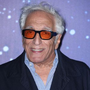Gérard Darmon assiste à la première de WISH au Grand Rex à Paris, France, le 13 novembre 2023. Photo par Jerome Dominé/ABACAPRESS.COM