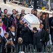 Après la vente de la maison de Marnes-la-Coquette, un fidèle du clan Hallyday et fils d'une grande chanteuse des années 50 sort du silence