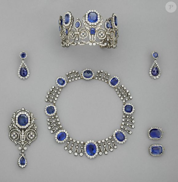 Diadème de la parure de la reine Marie-Amélie et de la Reine Hortense - Illustrations des bijoux volés au musée du Louvre lors d'un cambriolage le 19 octobre 2025.
© Musée du Louvre via Bestimage